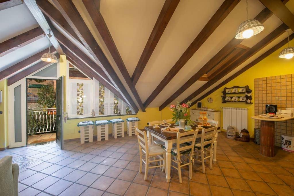 Ferienwohnung Mansarda Ciaciano Bomerano Exterior foto