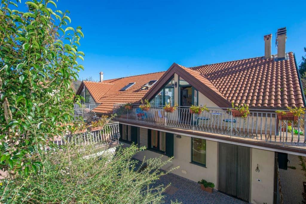 Ferienwohnung Mansarda Ciaciano Bomerano Exterior foto